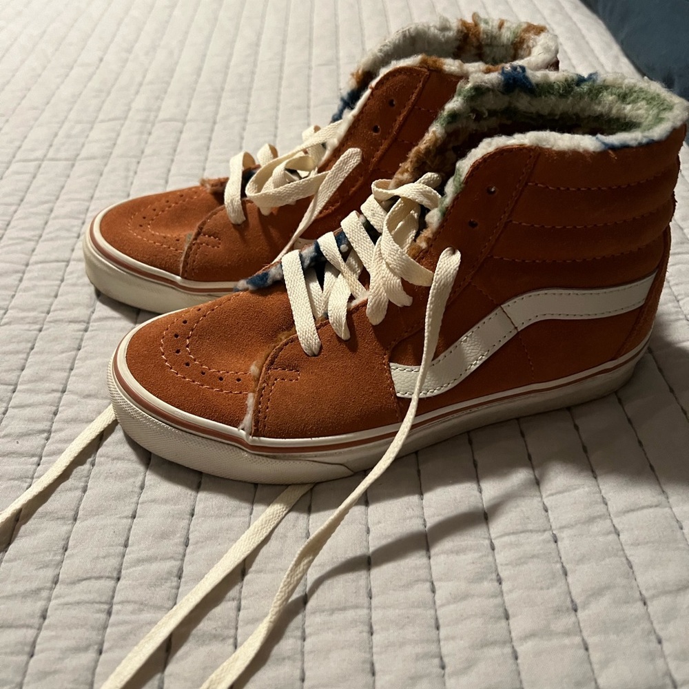 Vans • 6